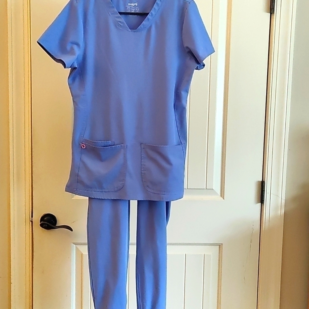 Heart and Soul Break On Through Scrub Set Jogger Pants Size XS